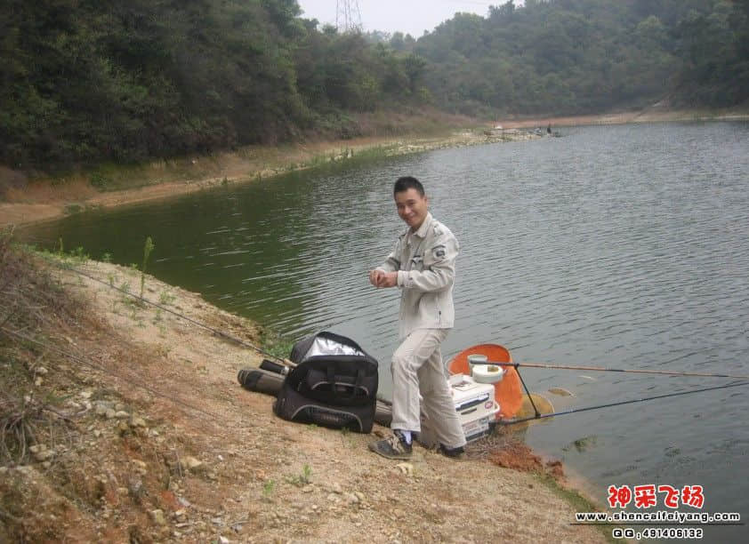 QQ截图20120320211558.jpg