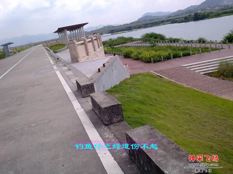 nEO_IMG_201207111718.jpg