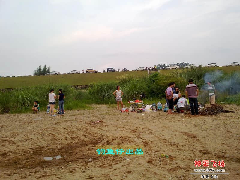 nEO_IMG_201208121946.jpg