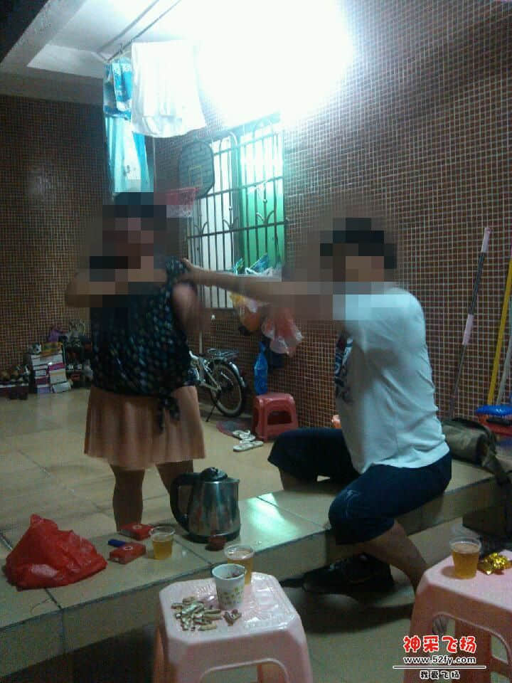 2209063h4hi4b4c0s28b7m_副本.jpg