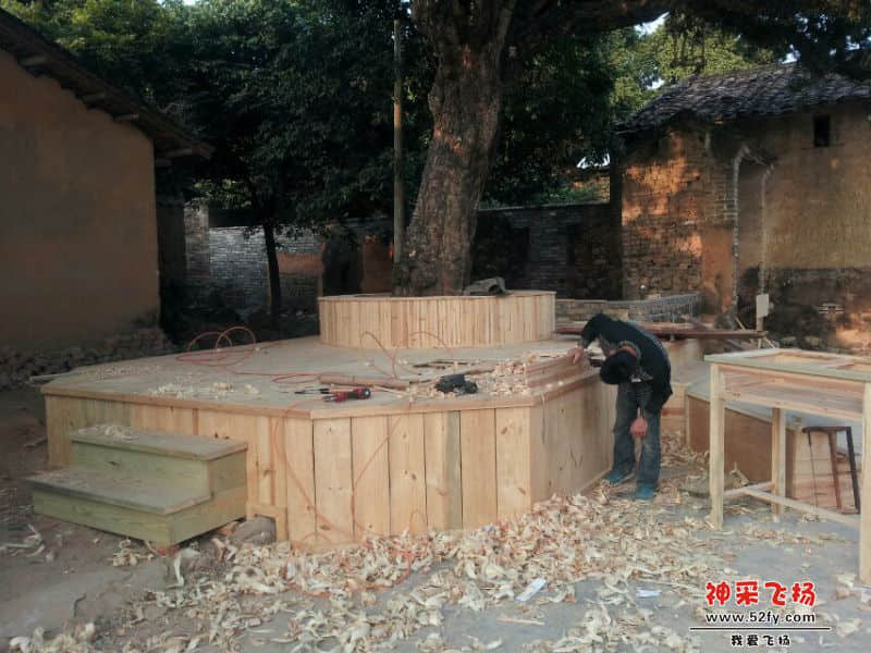 加班中