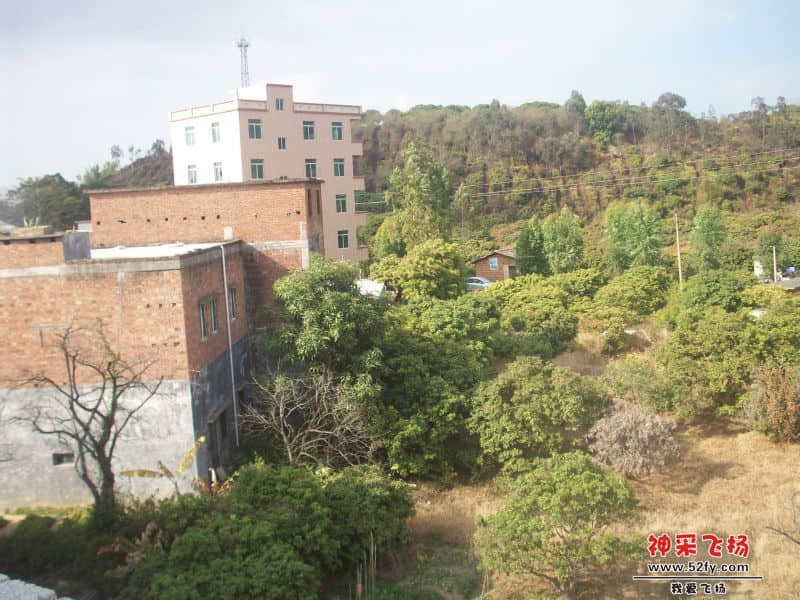 傍北山麓而居.JPG