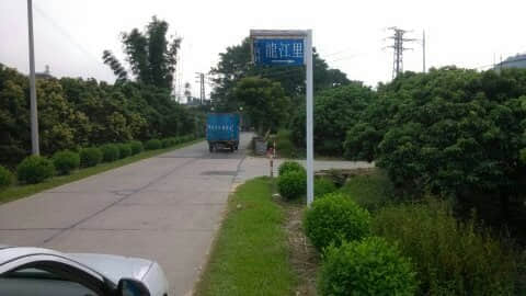 02.jpg