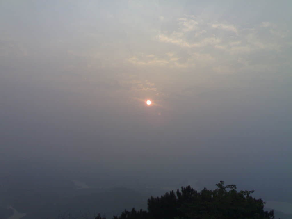 风云岭日出071213.jpg