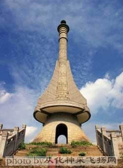 北回归线标志塔.jpg