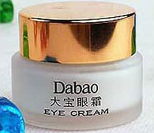 12、大宝眼霜  眼袋霜.10g/8.8元＋眼角皱纹蜜.20g/10元.