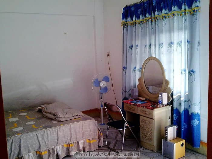 房间.jpg