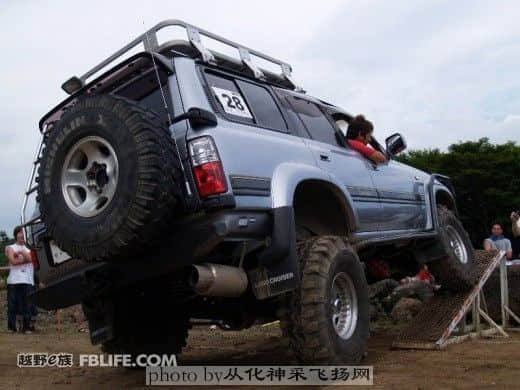 20081105_673aa6ebd4af5da0e5b8whwmaugc2N4f.jpg.thumb[1].jpg