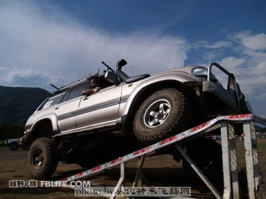 20081105_6de11bcf13c778b9d230gq9vURkLMQpz.jpg.thumb[1].jpg